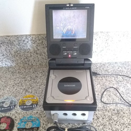 Gamecube con monitor - con, a